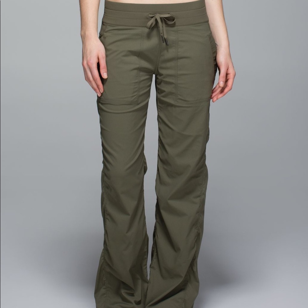 EUC Lululemon Studio pant II unlined size 8 reg.